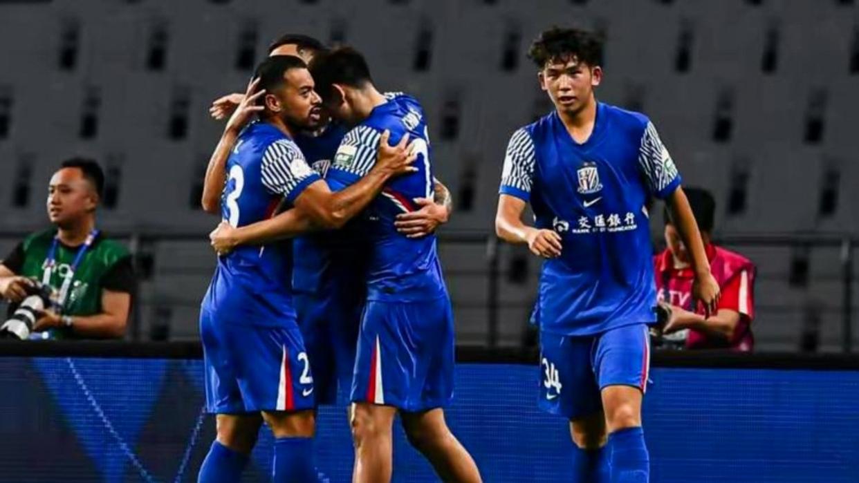 爱游戏体育-上海申花止住颓势备战意甲风云突变曼联冲刺阶段远射贴柱，深圳男篮状态回暖备战英超瞬间刷屏